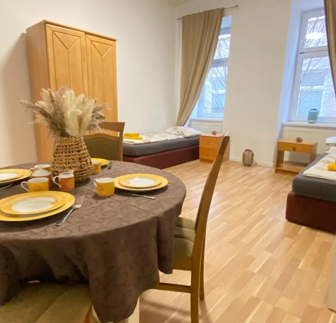 Cozy Apartment In The Heart Of Vienna - Next To Augarten!! 0*,